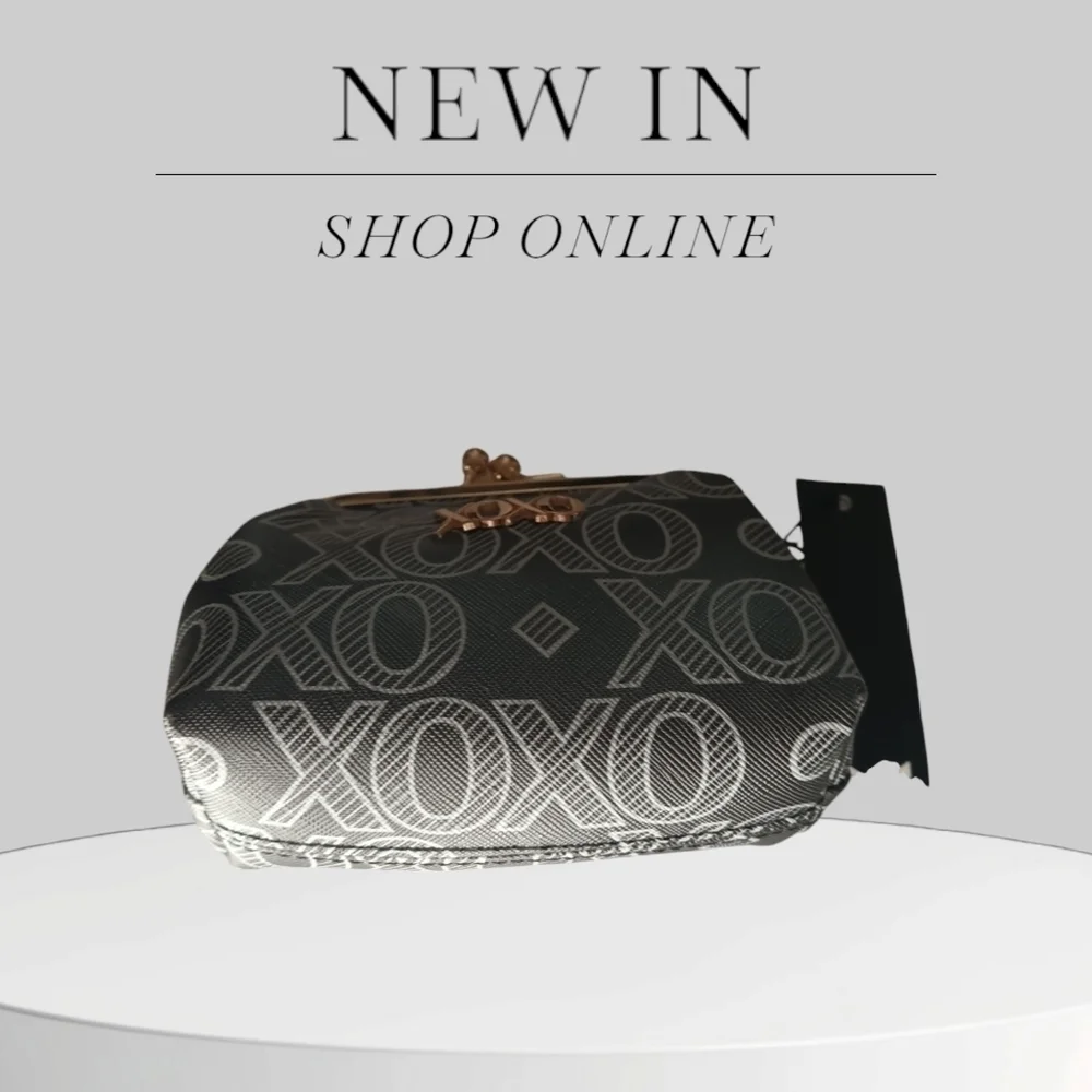 XOXO Y2K Logo Kiss Lock Multi Coin Purse